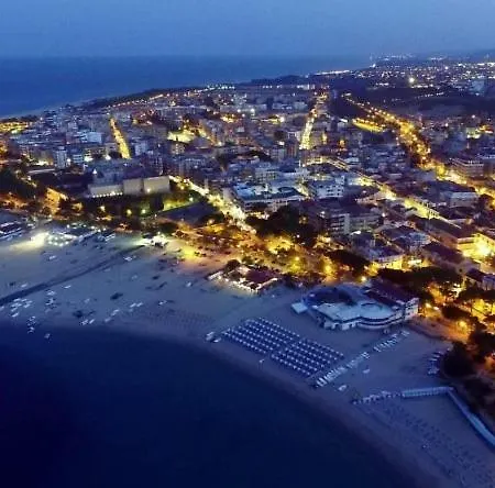 Soverato Trilocale Ippocampo - Accogliente, Moderno E A Pochi Passi Dal Mare